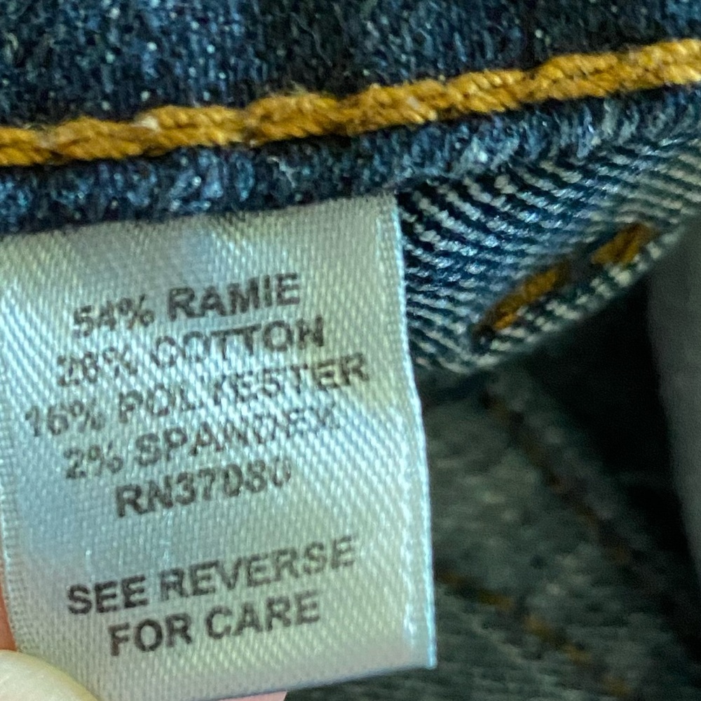👖 Women’s Capri Blue Denim Jeans Rolled Hem Cato Brand size 10 - Picture 3 of 6